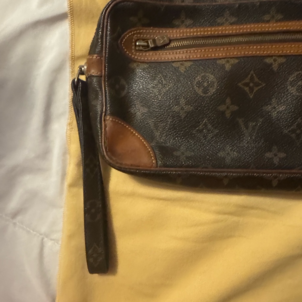 Louis Vuitton Brown Monogram Wristlet - Picture 2 of 14